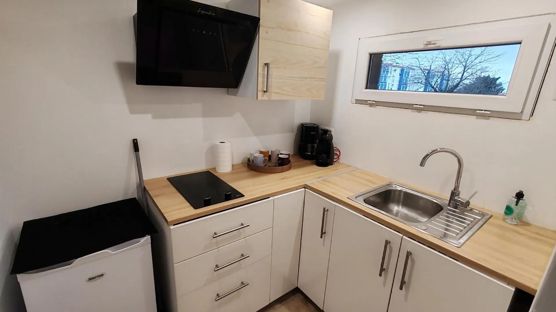 Valence  Appartement T3 Neuf Proche Centre Ville, Clim Et Parking Et Centrale Edf דירה